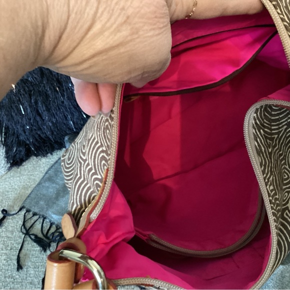 Dooney & Bourke shoulder bag - Picture 6 of 6